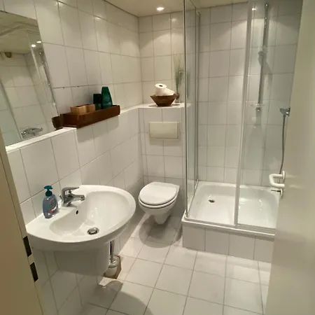 Gaestezimmer-buer Naehe Veltinsarena